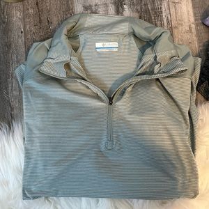 Columbia Lightweight zip up